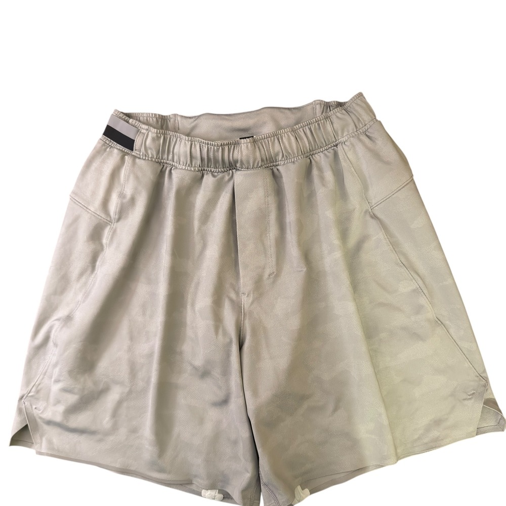Lululemon‎ Mens Training Shorts Camo Lightweight Athletic Gym Running Size S